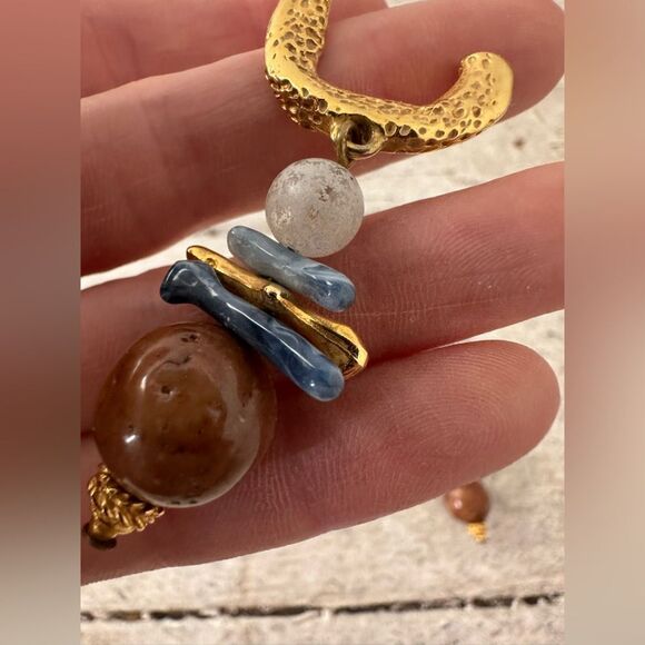 Vintage 80s Hammered Gold Tone With Stacked Dangle Earrings - Picture 6 of 6